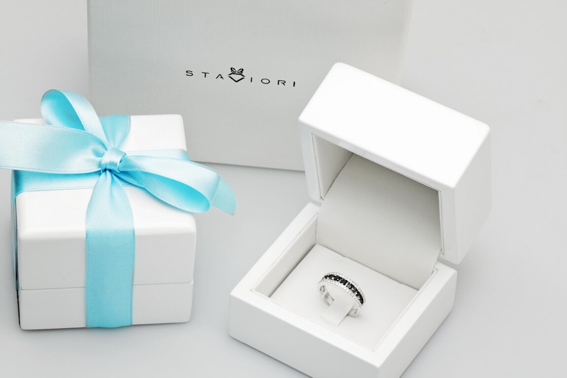 Złoty pierścionek PBD3813 - Diament